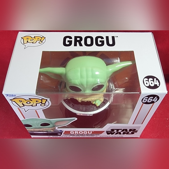 Grogu funko # 664 (nib) with pop protector - Picture 4 of 7